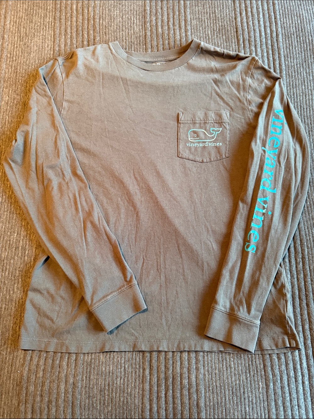 Vineyard Vines Long-Sleeve Whale Pocket Tee Pocket Tee in Brown Size